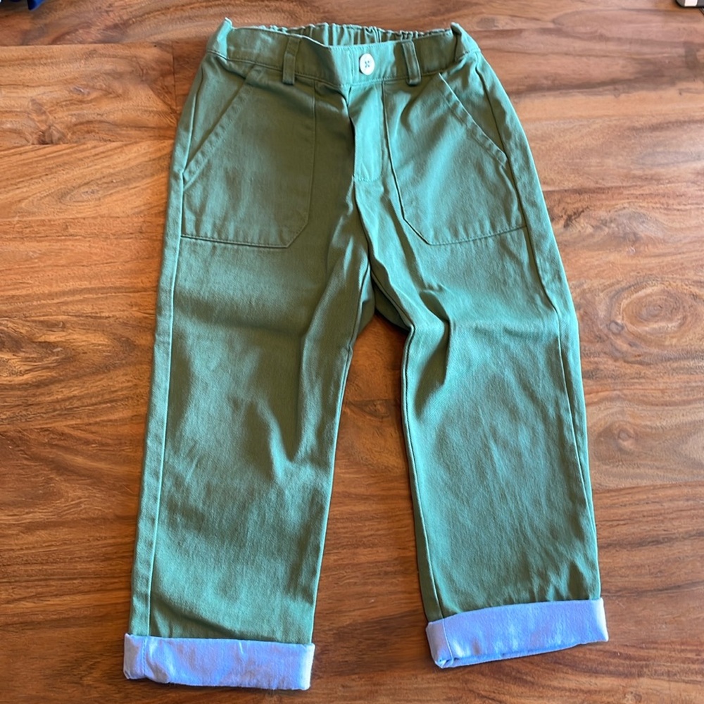 Oso  & Me Grow Pants Green pants with blue cuffs Size 4
